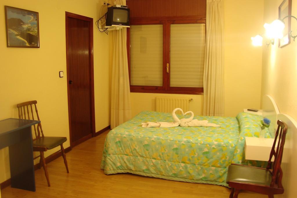 Hotel Costa Cantabra Argoños エクステリア 写真